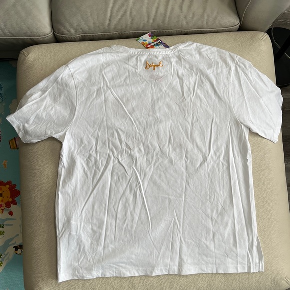 NWT - Desigual Women’s “We Are Animals” Print Short Sleeve Tee - Size L - Picture 6 of 10